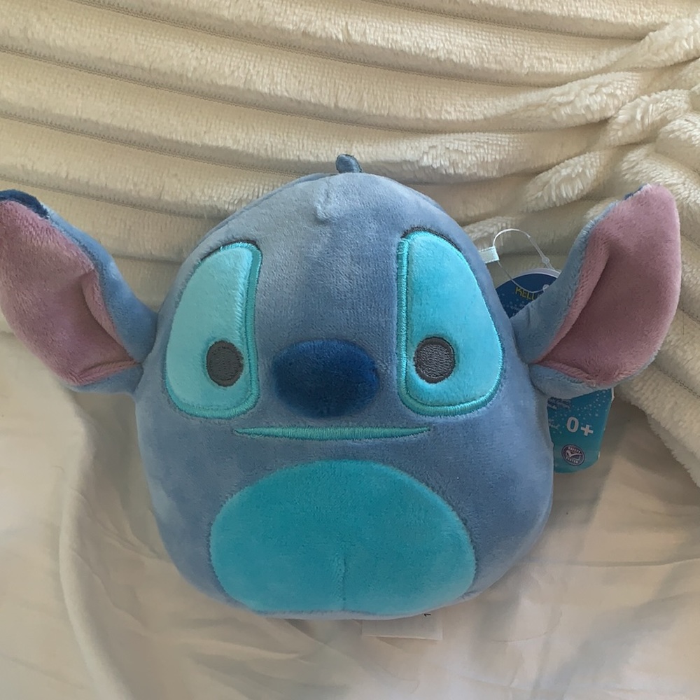 disney stitch squishmallow 5” NWT